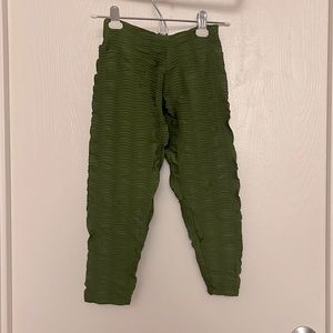 Booty by Brabants Original Crop Olive Green Leggings